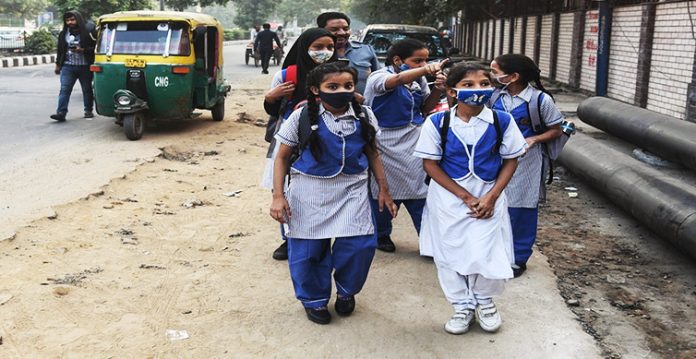 Supreme Court Slams Delhi Government For Putting Children At Risk Amidst Severe Air Pollution