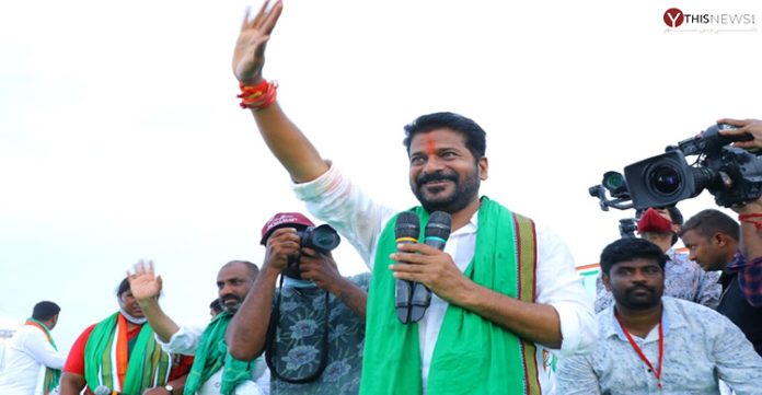 Telangana Congress chief held ahead of protest at CM's farmhouse