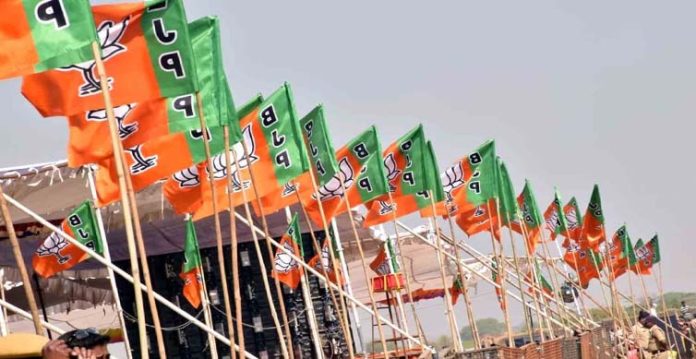 ahead of uttar pradesh polls, bjp reaching out to youth through conferences