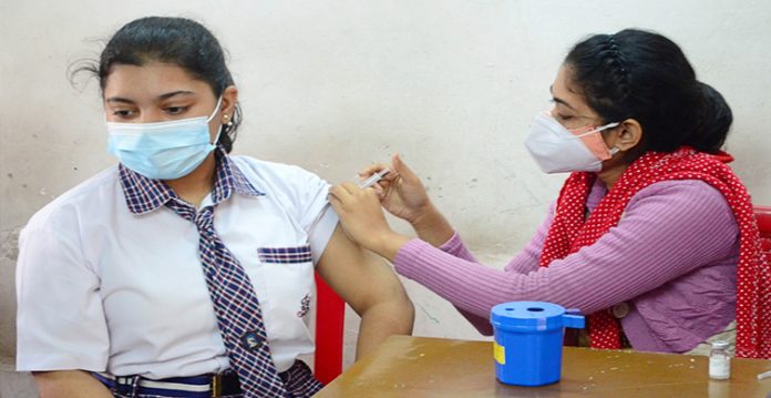 over 4 crore teens aged 15 18 get first vaccine dose