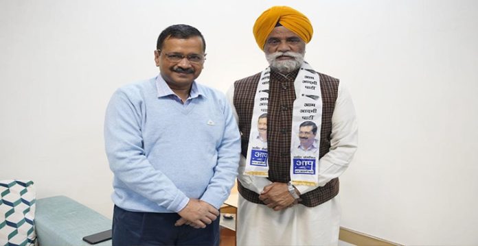 punjab congress leader joginder singh mann joins aap...