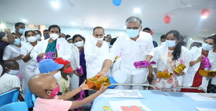 rs 100 cr to treat 15000 cancer patients harish rao