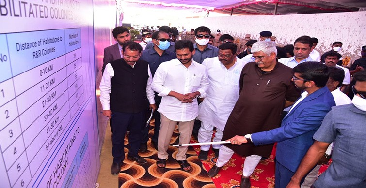 Union Jal Shakti minister Gajendra Singh Shekhawat and Chief Minister Y. S. Jagan Mohan Reddy