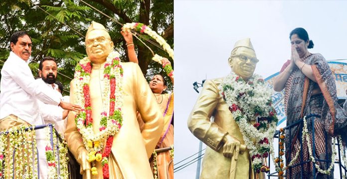 tributes to former Deputy Prime Minister Dr. Babu Jagjivan Ram