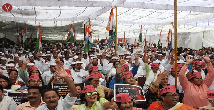 Congress party workers
