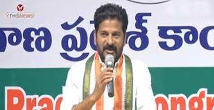 revanth demands cm kcr to withdraw cases filed against farmers