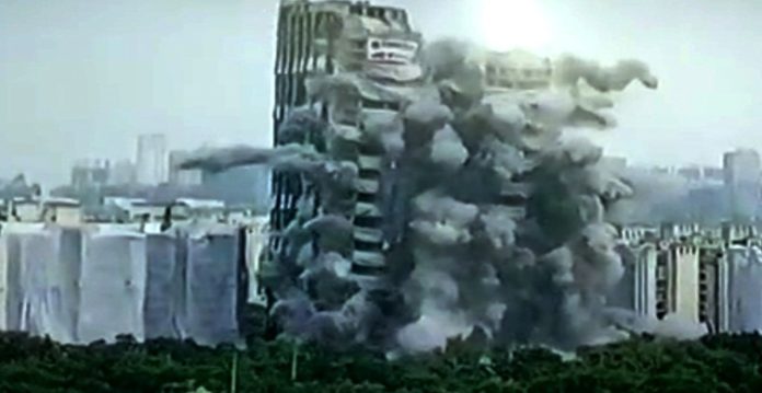 noida twin towers demolished
