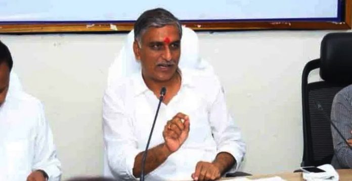 worker's livelihood has been affected by the centre, says harish rao