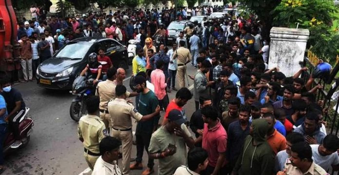 chaos prevails once again at gymkhana ground for ind aus match tickets
