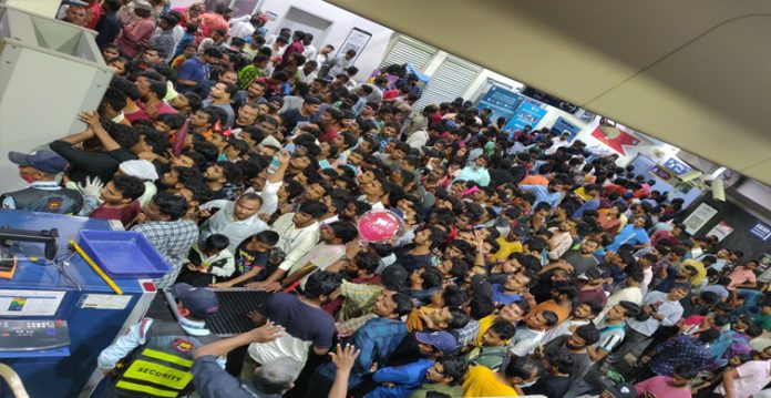ganesh immersion hyderabad metro sees heavy inflow of passengers on saturday