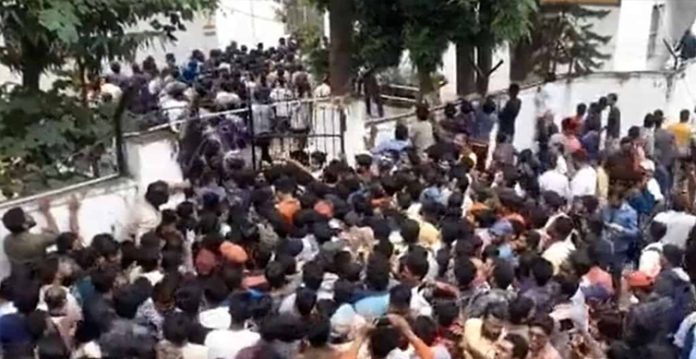 hyderabad chaos ensues at gymkhana for ind aus cricket match tickets