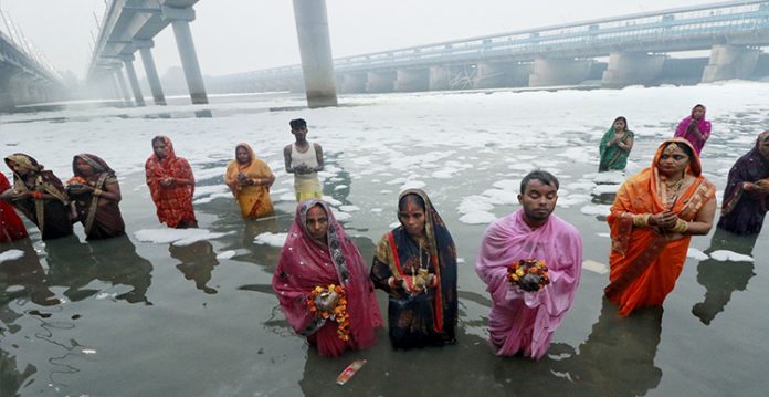 delhi govt to develop 1100 ghats for chhath puja this year
