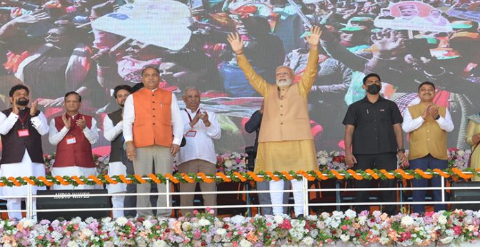 pm modi launches mega pharma, hydro projects in poll bound himachal