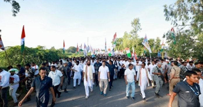 rahul led bharat jodo yatra enters andhra