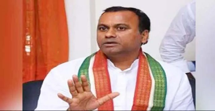 telangana bjp candidate in munugode faces protests