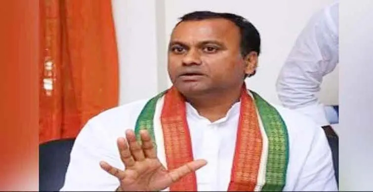 telangana bjp candidate in munugode faces protests