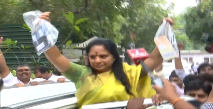 Kavitha appears before ED for third round of questioning; submits all phones
