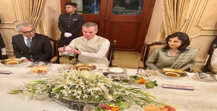 US Ambassador pays visit to Chowmahalla Palace