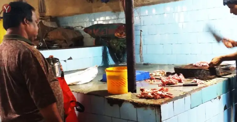 Chicken prices in Warangal spike due to summer