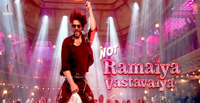 Shah Rukh Khan Sets Dance Floor Ablaze in Ramaiya Vastavaiya