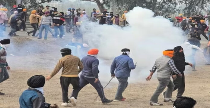 tear gas delhi
