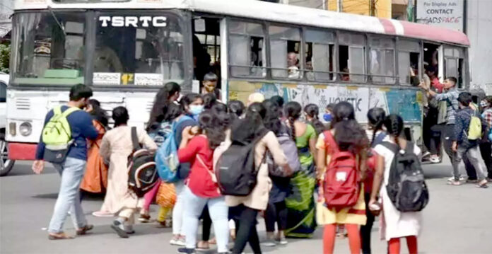 ladies passengers buses