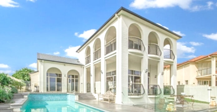 luxury house