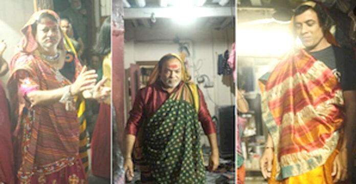 men wear saree