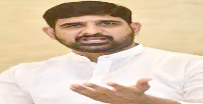 padi kaushik reddy