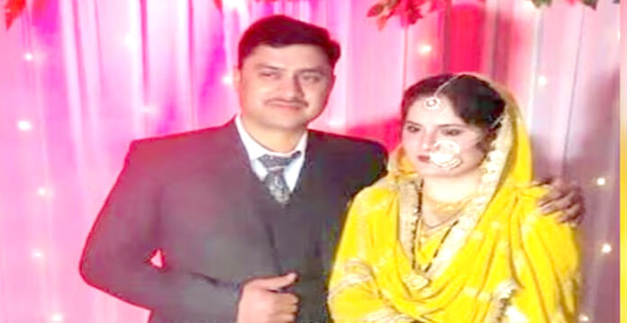 manel khan pakistani